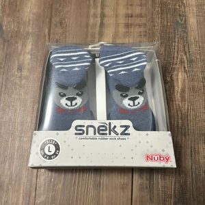 BNIB Snekz